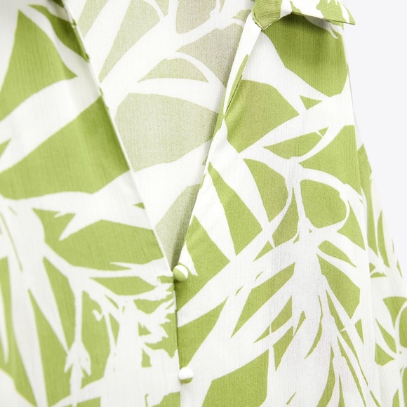 Zara limited edition buttoned midi dress - Picture 7 of 7